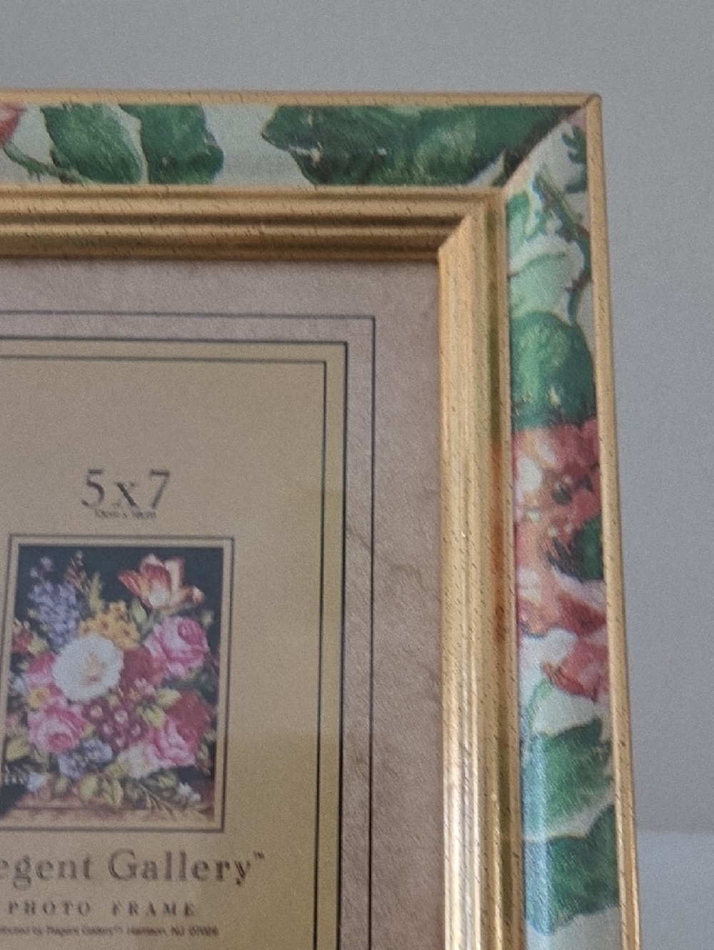 Regent Floral Picture Frame - Picture 5 of 10